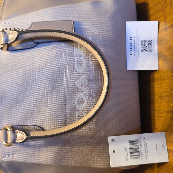 Coach Badge Jacquard Elise Satchel. - Picture 13 of 16